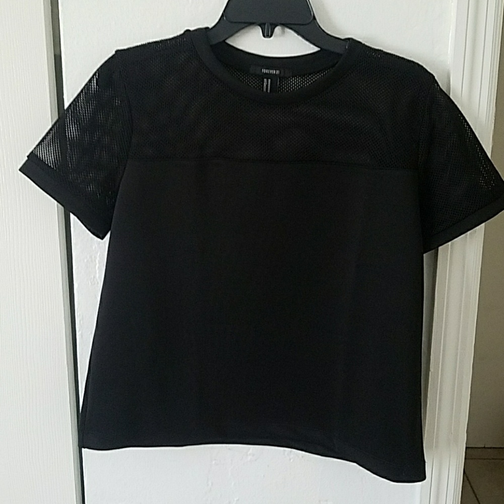 NWOT black t-shirt, shoulders are netted